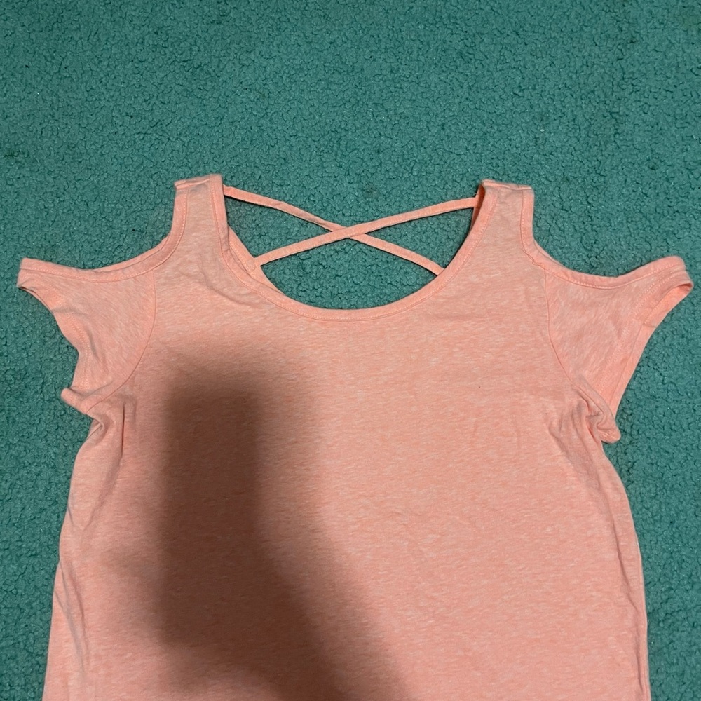 Girls Off The Shoulder Shirt - Picture 4 of 5
